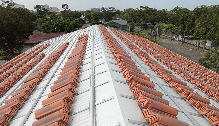 How to walk on clay tile roof
